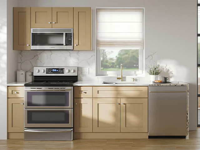 Dubai Holiday Inn millwork – full guestroom supply